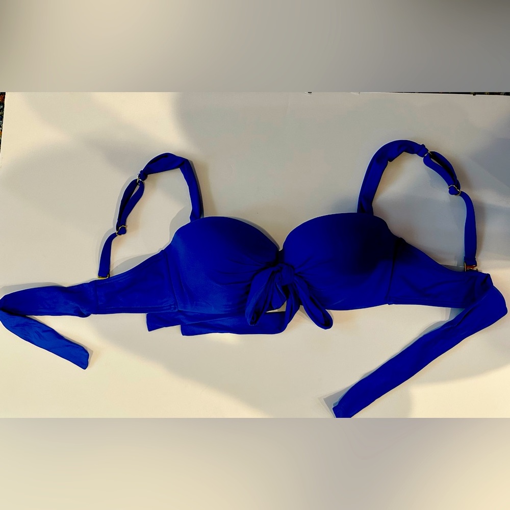 Coco Reef bikini top 32/34 C cup royal blue with changeable straps